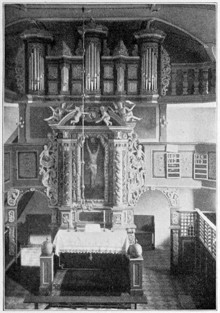 Abbildung 146. Brunkensen, Altar und Orgel.